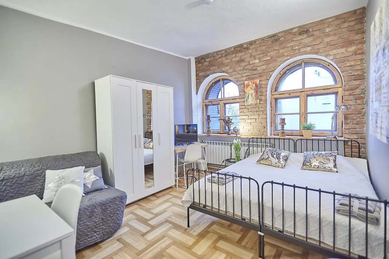 Apart Roma Bed & Breakfast Warsaw